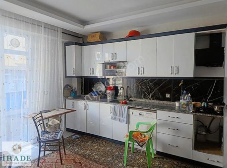 Ali Ulvi Kurucu Cad Sedirler Kavşağı Yakını Satılık 1+1 Daire