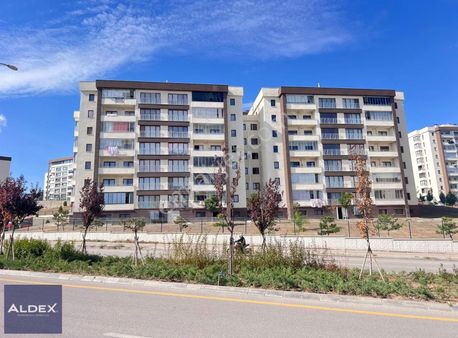 Saraycık Toki Bloklarında Lüks Yapılı 3+1 Ön Cephe Satılık Daire