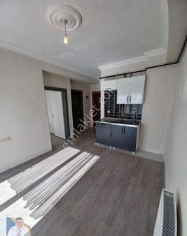 Satılık Merkezi Konumda 1+1 Daire