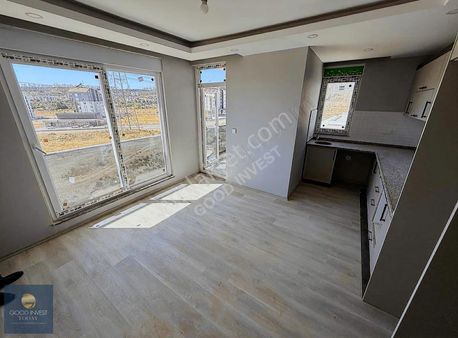 Fevzi Çakmak Ta Tranvaya 200 Mt 2+1 Havuzlu Kiralık Daire