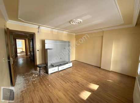 Royal Işık Ofisten Yeni Mahallede 3+1 1. Balkon