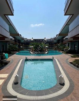 Avsalların En Lüx Sitesinde Acil Satılık 1+1