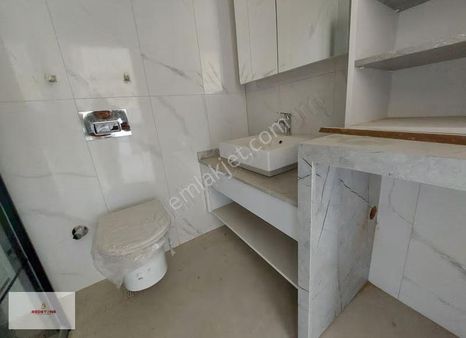 Altıntaş'ta Teras Park Evlerinde 2+1 Satılık Daire