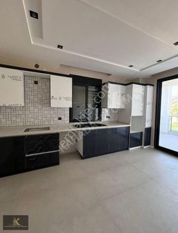 Bahceyakada Havuzlu Yerden Isıtmalı 3+1 Satılık Daire