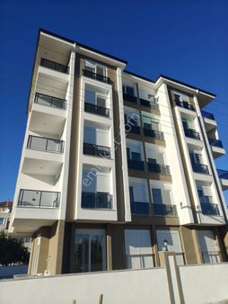 Döşemealtı’nda Satılık 2+1 Daire – Amerikan Mutfaklı, Ebeveyn Banyolu, 85 M² Geniş Ve Ferah