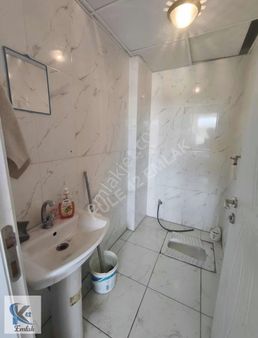 Sedirler Pazarı Karşısı Satılık 70 Mt2 Dükkan