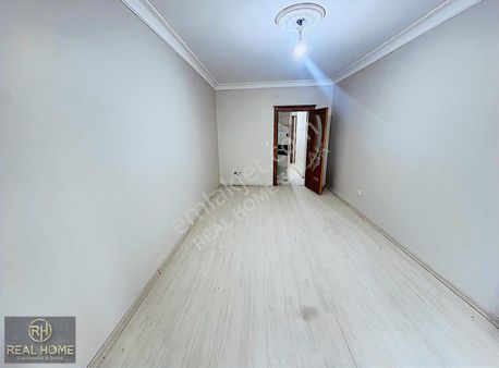 Yenidoğan'da 2+1 Kiralık 1.kat 95 M2 Hastane Altında