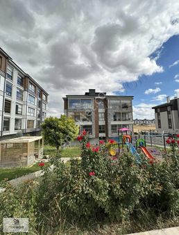 Tekgöz'den Batıkent'te Satılık Site İçi Sıfır 4+1 Lüks Daire