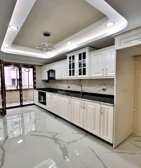 Marmara Park'a Komşu Sıfır 2+1 Daire