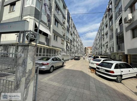 Yeşilyurt Emek Sitesi Satılık 120 M2 3+1 D.gazlı Daire