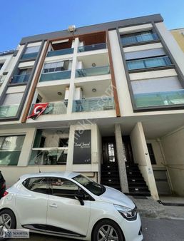 Balçova Satılık Doğalgazlı Kapalı Otoparklı 135 M2 3+1 Lüksdaire