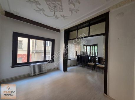 Emlakyaptan İhsaniye Zindankale Civarı Kiralık 5+1 Daire