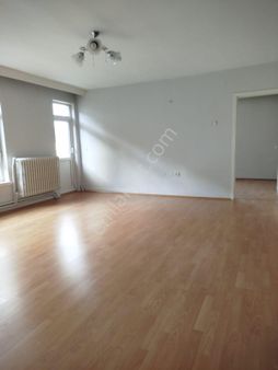 Tıp Fakültesi Cad. 125m2 3+1 Yapılı Çift Balkon Yalıtımlı Salon Bağımlı 2. Kat Kombili Kiralık Daire