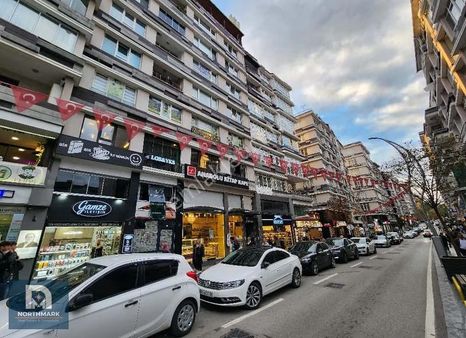 Northmark'tan Çiftlik Caddesi'ne Cephe 3+1 Kiralık Ofis & Daire