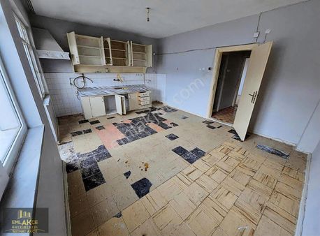 Emlakçe G.y.m Den Arifbeyde Kiralık Müstakik 3+1 Daire