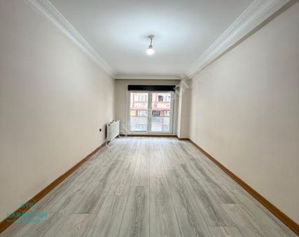 Metrobüsün Dibinde Fırsat 2+1 Daire