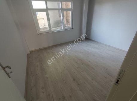 Zeno Emlaktan Ordu Mahallesi'nde Kiralık 3+1 Daire