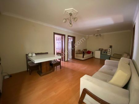 İzmır Gültepede 124 M² İmarlı Arsa Üzerınde 3+1 Müstakıl Ev