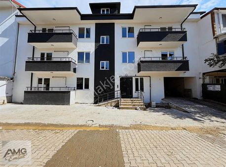 Amg Emlaktan Alikahya Fatih Mahallesinde Sıfır Kiralık Daireler