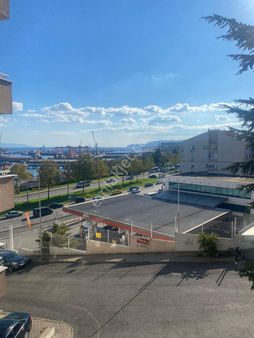 "demirol'dan" Mükemmel Konumda Büyük Ve Kullanışlı 3+1 Daire