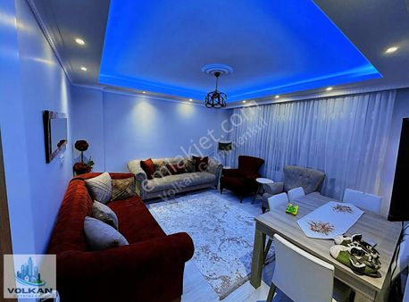 Volkan G.menkul'den 50.yıl Mh 2+1 100m2 Lüx Yüksek Giriş Daire