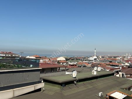 _ala_idealtepenin Kalbinde Sahile Marmaraya Yürüyüş Mesafesinde Denizmanzaralı Dubleks