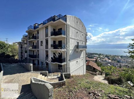 Kw Arven'den Panoramik Deniz Manzaralı 2+1 Asansörlü Arakat