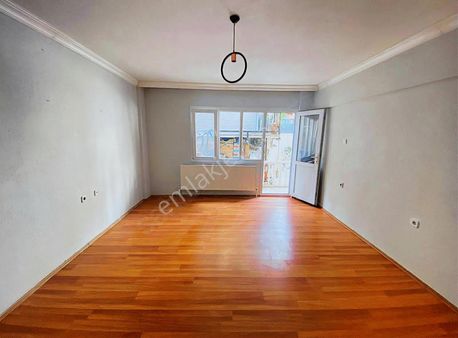 3+1 Doğalgazlı Arakat Daire