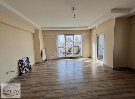 Yakacık Panorama Life Sitesi 2+1 115 M2 Balkonlu 10. Kat