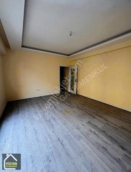 Alt Güzelyalı'da İskanlı Kapalı Otoparklı Sıfır 2+1 Daire