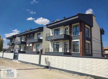 Yaylapınar Sağlık Ocağının Yanında Satılık İkinci Kat 2+1 Daire