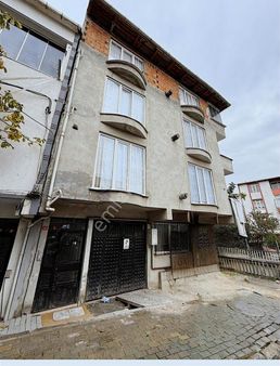 Avcılarda Güneş Alan,ferah Ve Eşyalı 2+1 Daire