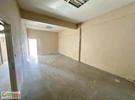 İkitelli Organize De Üst Kat 110 M2 Dükkan