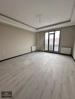 Karlıbayır 2+1 Otoparklı Ferah Daire