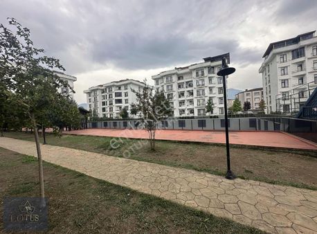 Kartepe Arslanbey Kalender Sitesi Havuzlu Satılık 3+1 Daire