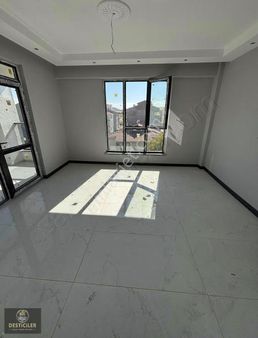 Eı-desticiler Şehir Hastanesi Yakını Kullanışlı 2+0 Lüx Daireler