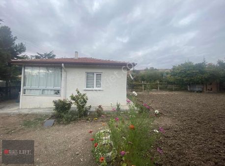 Rw Lıfe // Eskişehir Tepebaşı Yeniakçayırda Satılık Müstakil Ev