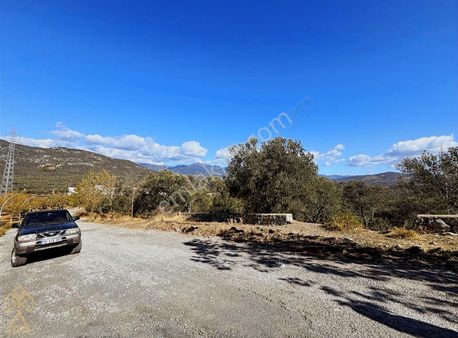 Edremit Tuzcumurat'ta Amfi Tiyatro Arkası Satılık İmarlı Arsa