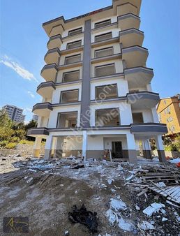 Avcı Gayrimenkulden Karşıyaka' Da Satılık 3+1 Sıfır Daire