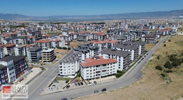 Ferhalar Koleji 200 Mesafede Kurulu Düzen Reformer Salonu