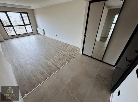 Eroğlu Gayrimenkul'den Bölgenin En İddalı Sitesinde 95 M2 2+1