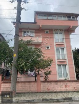 Kılıç Gruptan Geniş Kullanışlı Ferah Daire 3+1