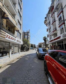 Görgülü Emlaktan Satılık Dükkan