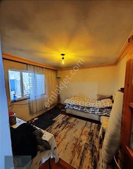 Görgülü Emlaktan Satılık Müstakil 2 Katlı Ev