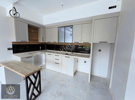 Altınyıldızdan Erkmen Merkezde Doğa Manzaralı 1+1 Daire