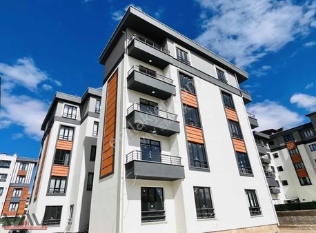 Meram Uluğbey Mahallesi'nde Oturuma Hazır Site İçi 2+1 Daire