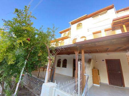 Doğanbey De Site İçerisinde Sosyal Tesisli Müstakil Satılık 4+1 Villa