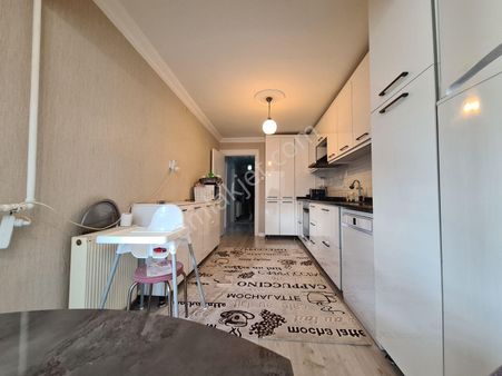 Selim Cad. Paraleli Manzaralı Full Yapılı Geniş Mutfaklı 3+1