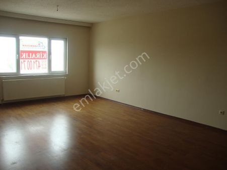 Yelkenciler^^den Atakent Fulya Sitesinde 3+1 132m2 Satılık Daire