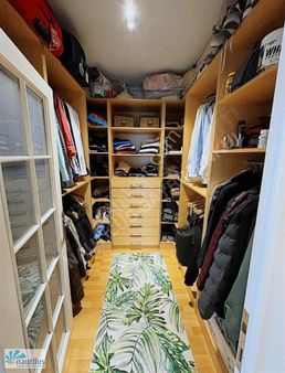 Bahçeşehir Defne Satılık B Tipi 2+1 110 M2. Net 3. Cadde Üzeri